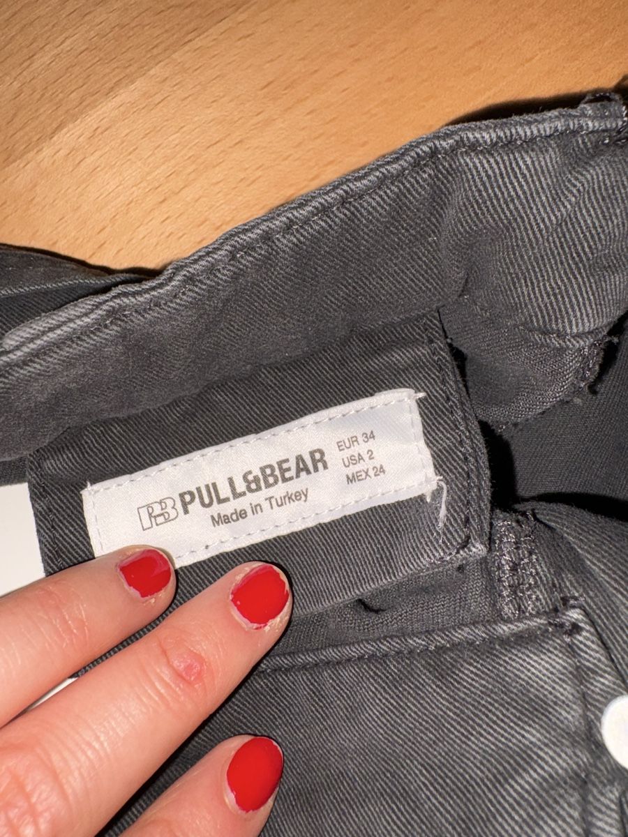 Pull&Bear Pantaloni: Cargo Shorts dunkelgrau – Nuovo e nell'imballaggio originale da Luzern venduto da ale_v5qn 1