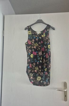 Sommer Damentop, Schwarz mit Blumenmuster, XS, Polyester