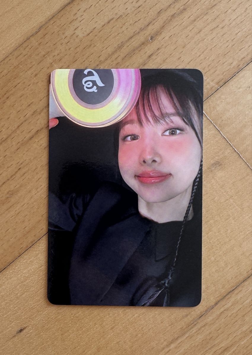 Sammelbilder & Trading cards: TWICE Nayeon | WITHMUU Candybong Infinity Photocard – Neu (gemäss Beschreibung) aus Goldswil von fewell