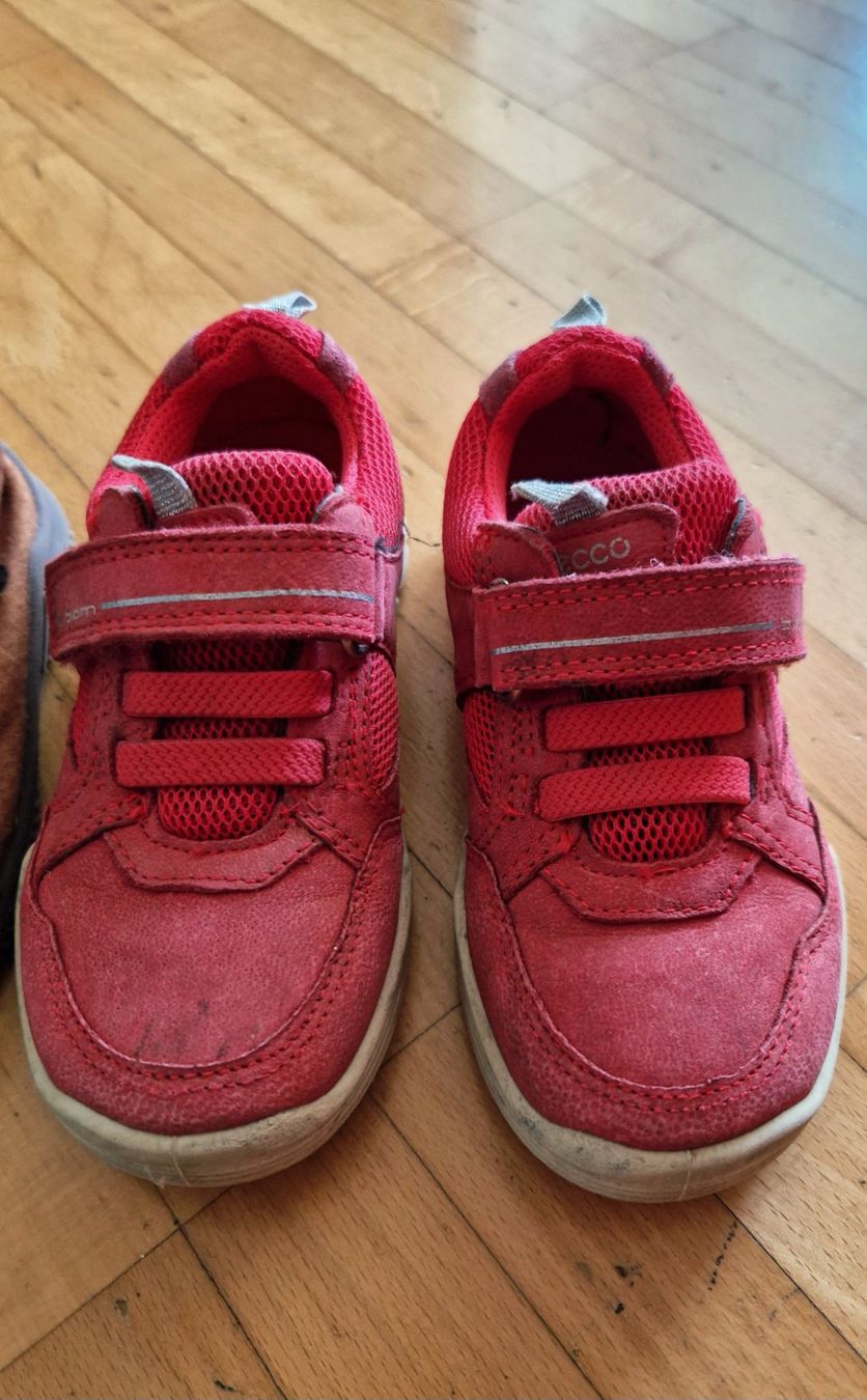 Scarpe per ragazzi: Kinder Schuhe Gr.26/27 – Usato da Winkel venduto da MischiEtter 2