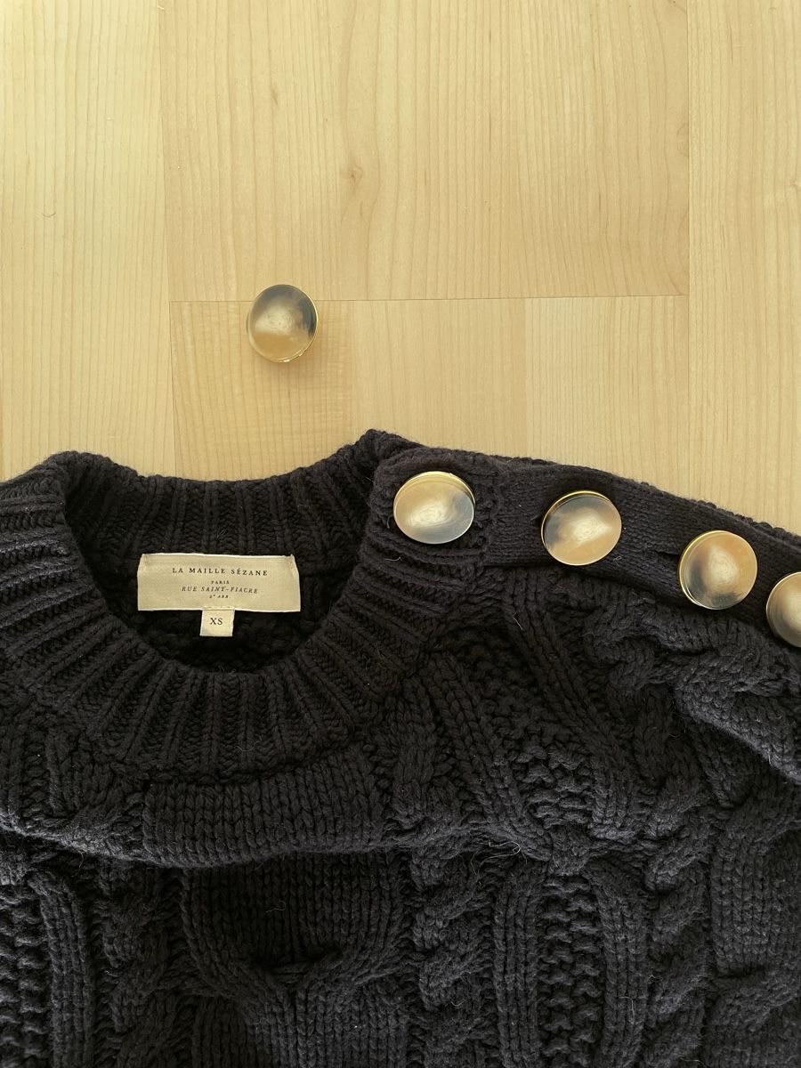 Sezane Pulls & Sweat-shirts: Sezane pull Jim bleu marine XS – Neuf (Voir description) à Bevaix par _estelleb__ 1