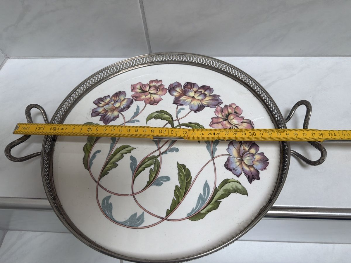 Piatti di portata: Jugendstil Servierplatte. Mit Blumenmotiv. – Usato da Biberist venduto da Momo33 4