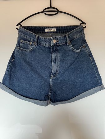 Short en jeans - pull and bear - taille eur 40