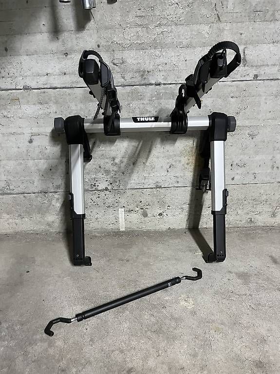 Barres de toit: Fahrradträger Thule Out Way – D'occasion à Spiez par Allics 1