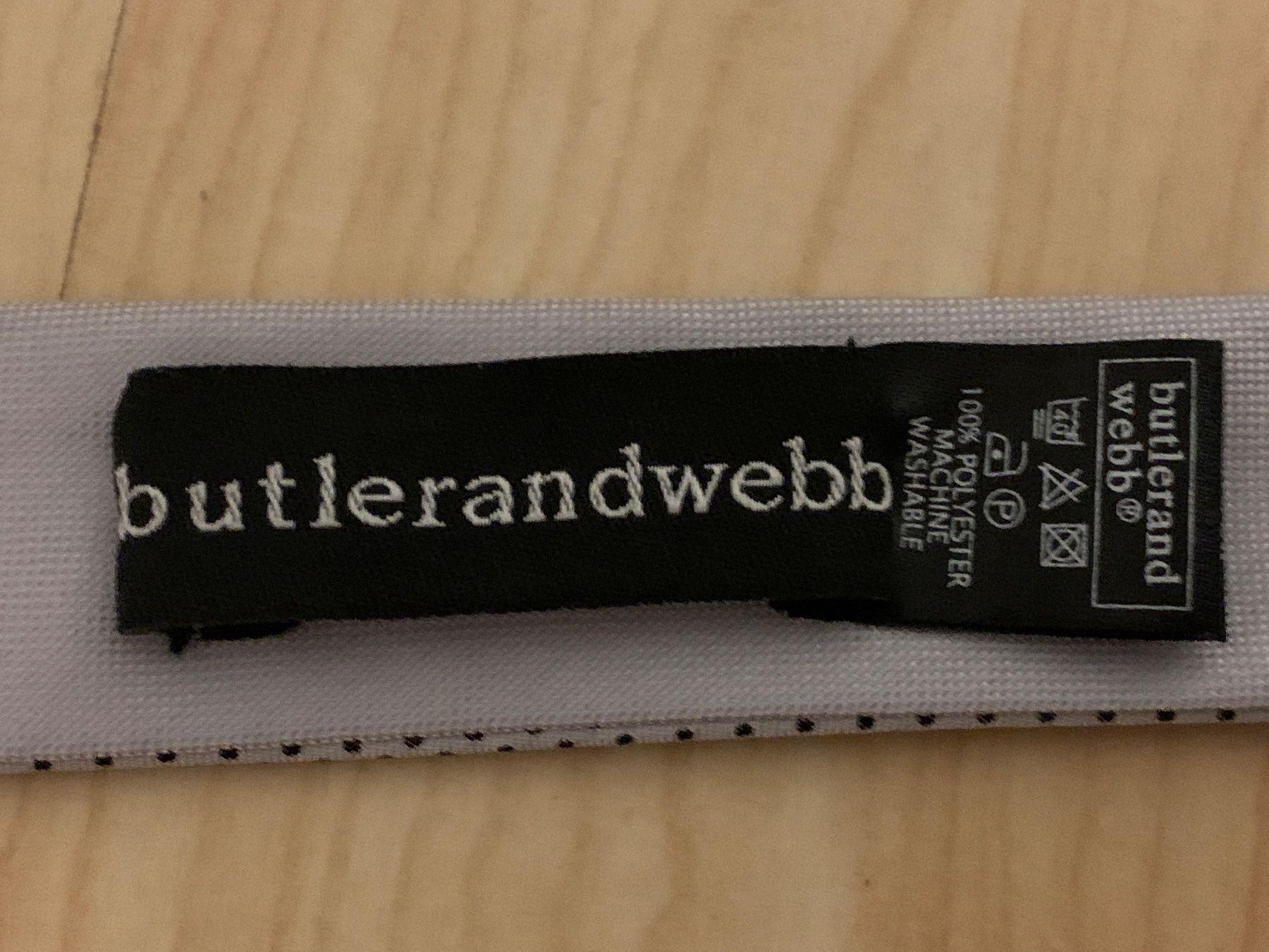 Autres accessoires femmes: Krawatte - dunkelblau mit Pünktchen - butlerandwebb - NEU – Neuf (Voir description) à Dübendorf par san_tt6m 5