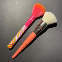 NEU: Essence & Revolution Gesichtspinsel Brush Set 2 Stk