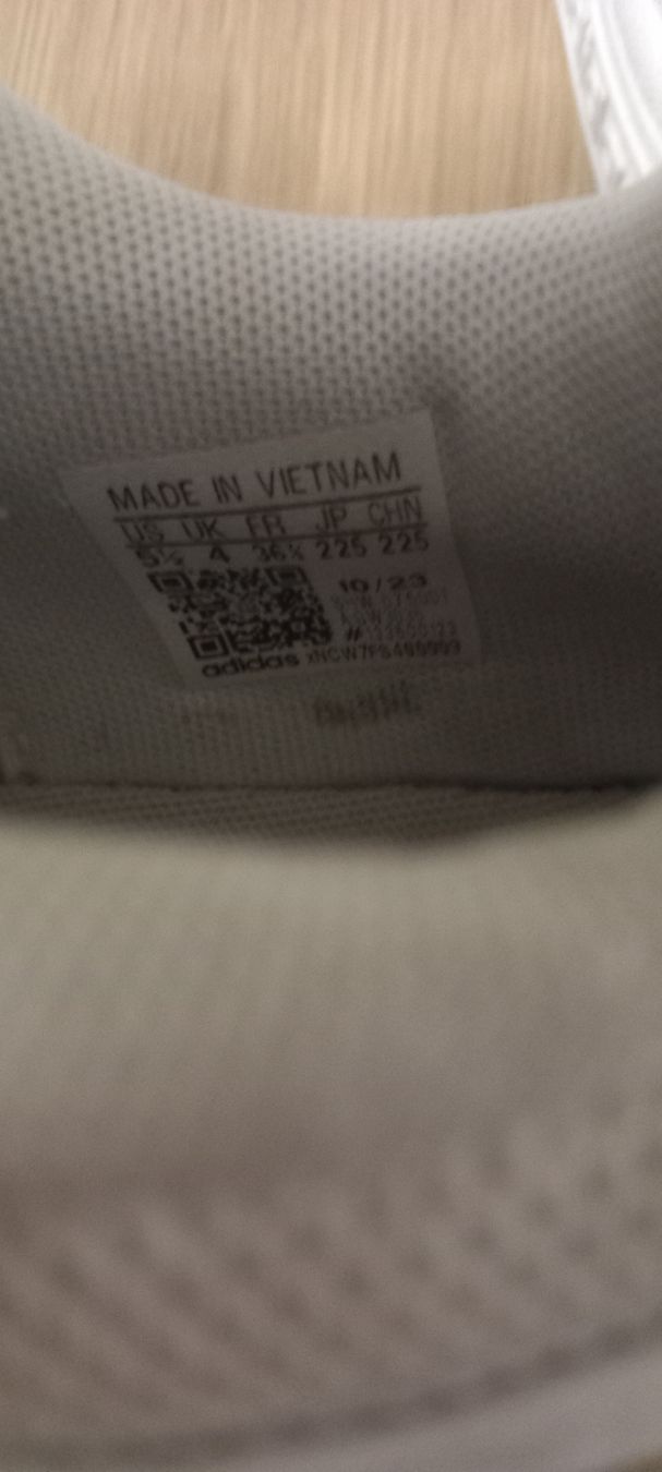 Adidas Herrenschuhe: Adidas white shoes – Neu (gemäss Beschreibung) aus Arlesheim von ali_2mfm 3