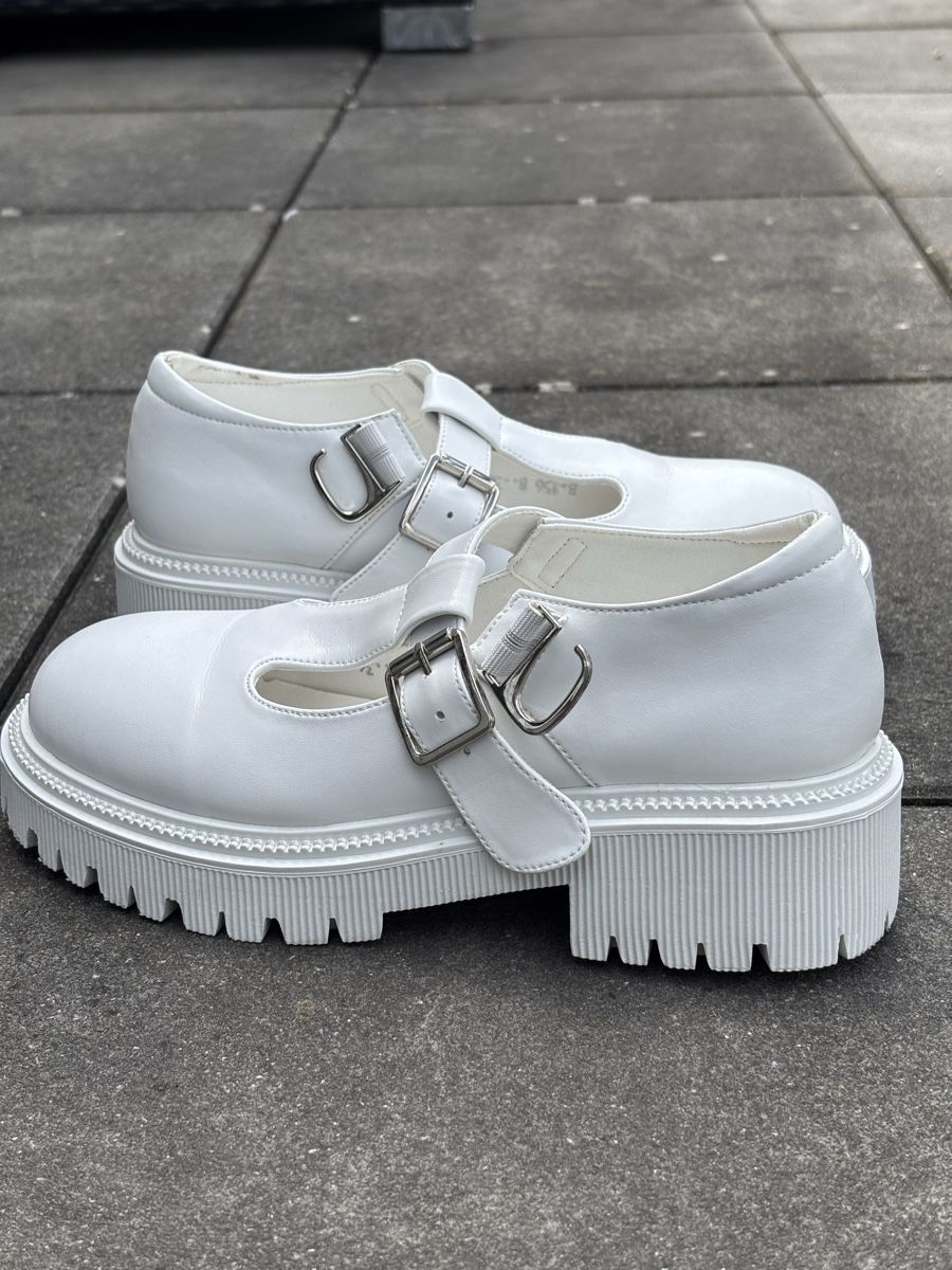 Scarpe da donna: Plateau-Schuhe Damen, Größe 36 – Usato da Luzern venduto da pis_m77g 1