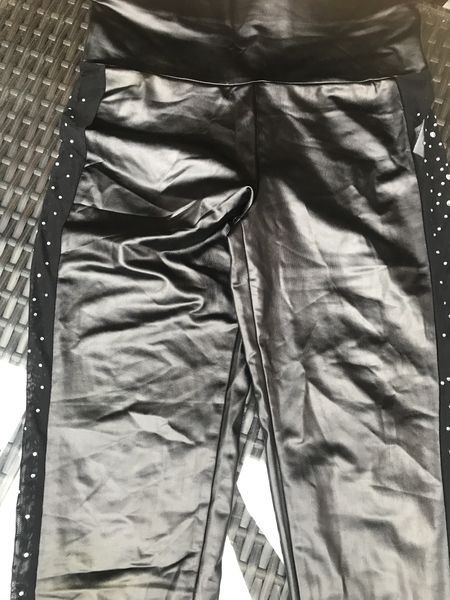 Hosen: Damen Hose Leder Optik Marke CHICME /  S – Neu (gemäss Beschreibung) aus Bergdietikon von antovale 2