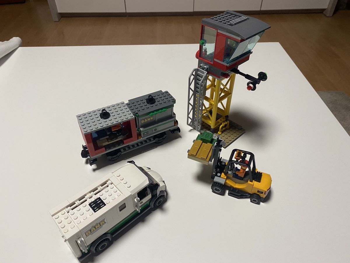 Lego Giocattoli: Tolle Lego Eisenbahn Sets mit Anleitungen – Usato da Gelterkinden venduto da ajdt4