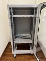 Netzwerkschrank (19") von Schneider Electric