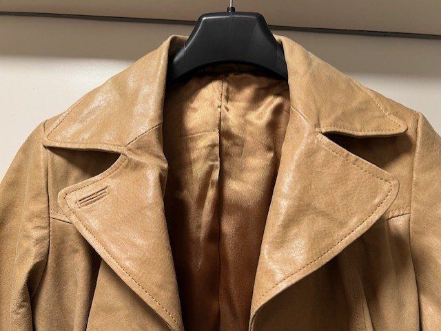 H&M Mäntel: Schöner Damen-Ledermantel, beige ! – Gebraucht aus Aarau von Fredy051 2
