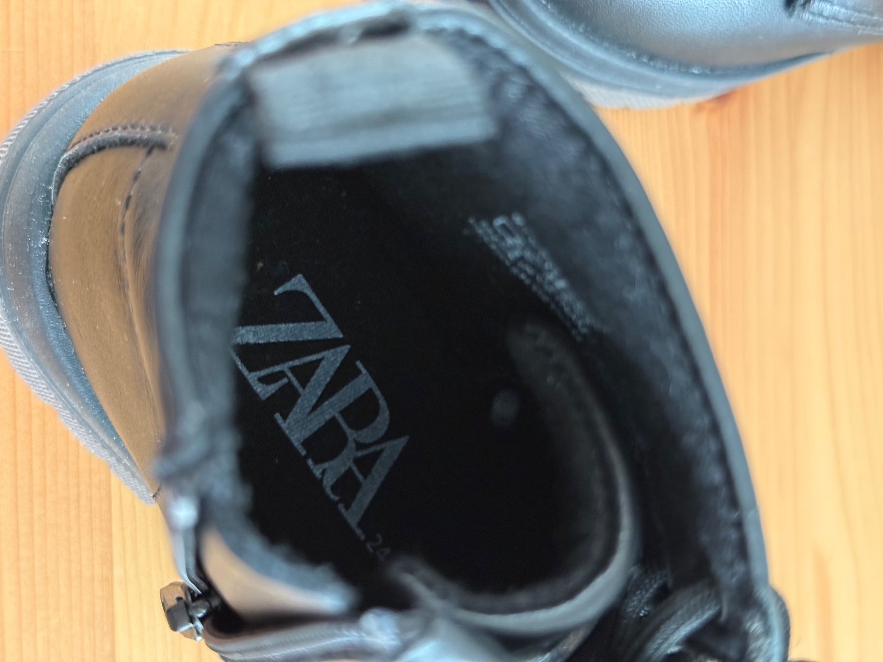Zara Scarpe per ragazzi: ZARA Schuhe/Stiefelette Gr 24 – Nuovo (secondo la descrizione) da Richterswil venduto da Eunoia85 2