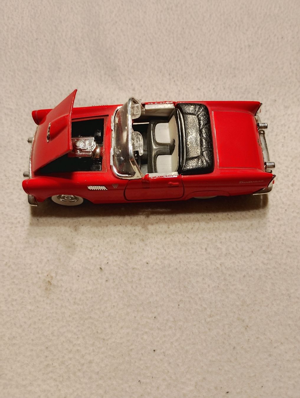Ford Modellini d'auto: Ford Thunderbird 1955 im Massstab 1/34 – Usato da Frutigen venduto da nev_rb7v 3