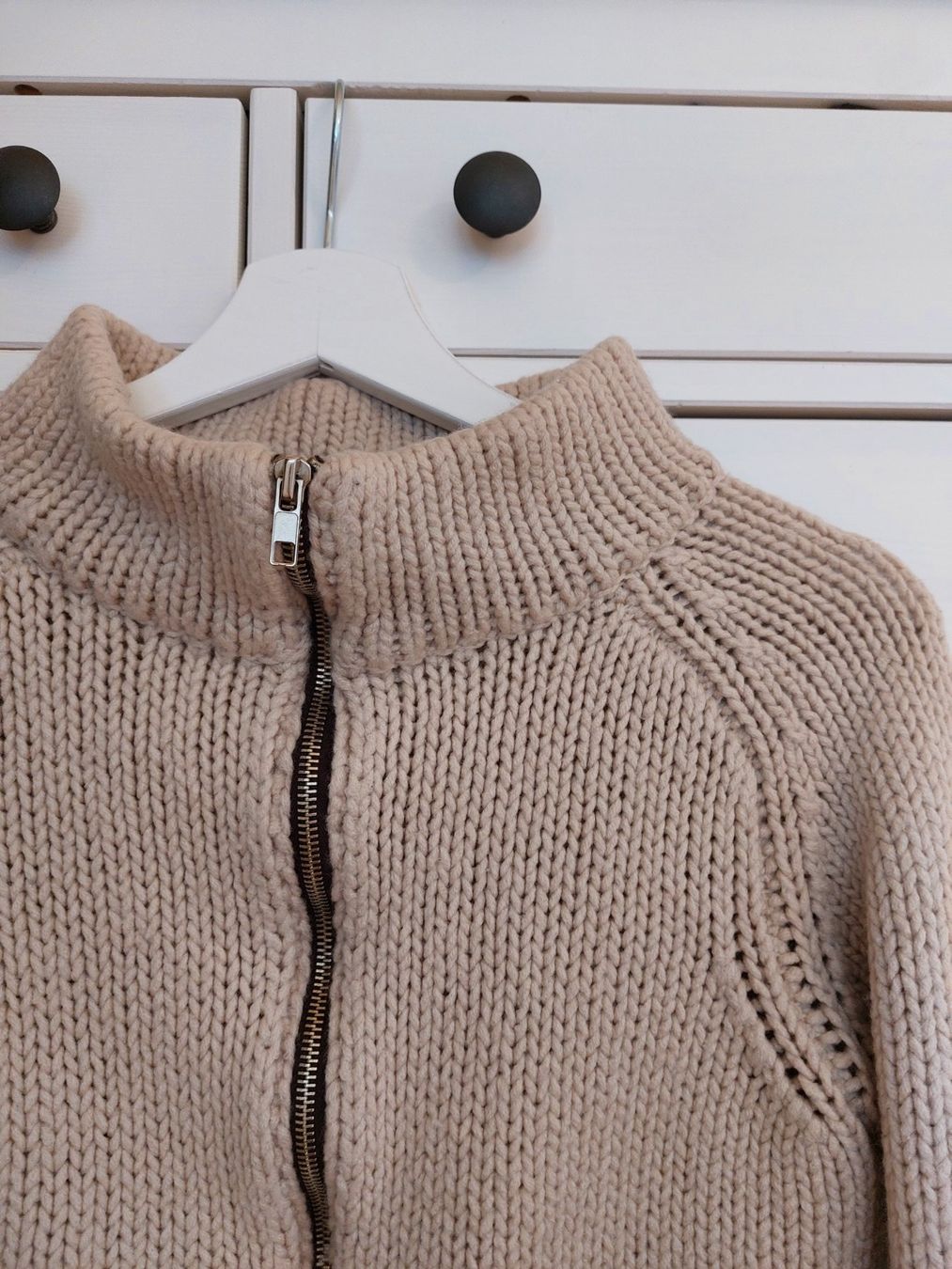 Giacche: Kurze handgemachte Strickjacke – Usato da Titterten venduto da fra_v27g 1
