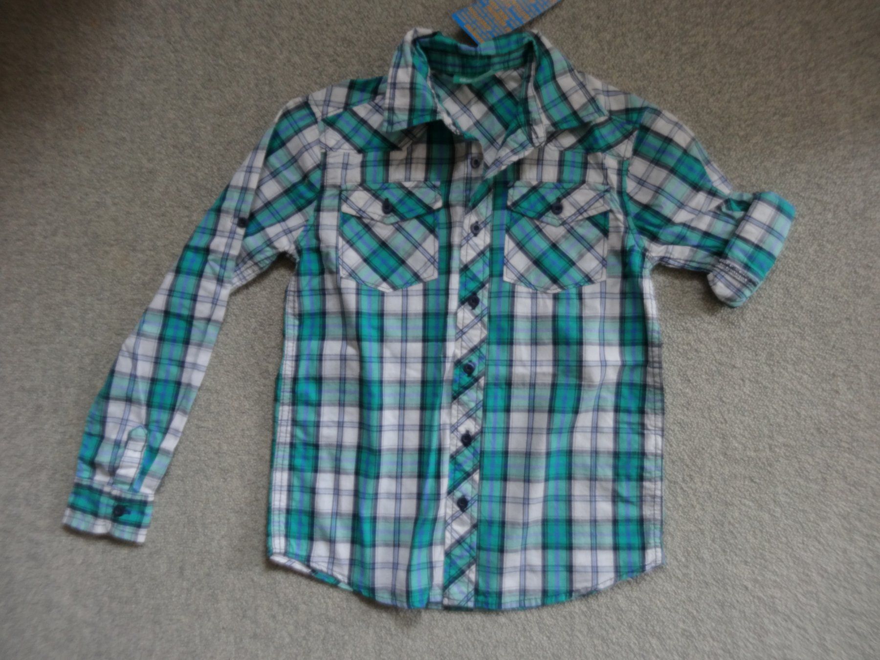 Camicie, T-shirt & Polo: Hemd Gr 140 Fabrikneu – Nuovo e nell'imballaggio originale da Rekingen AG venduto da nederland1