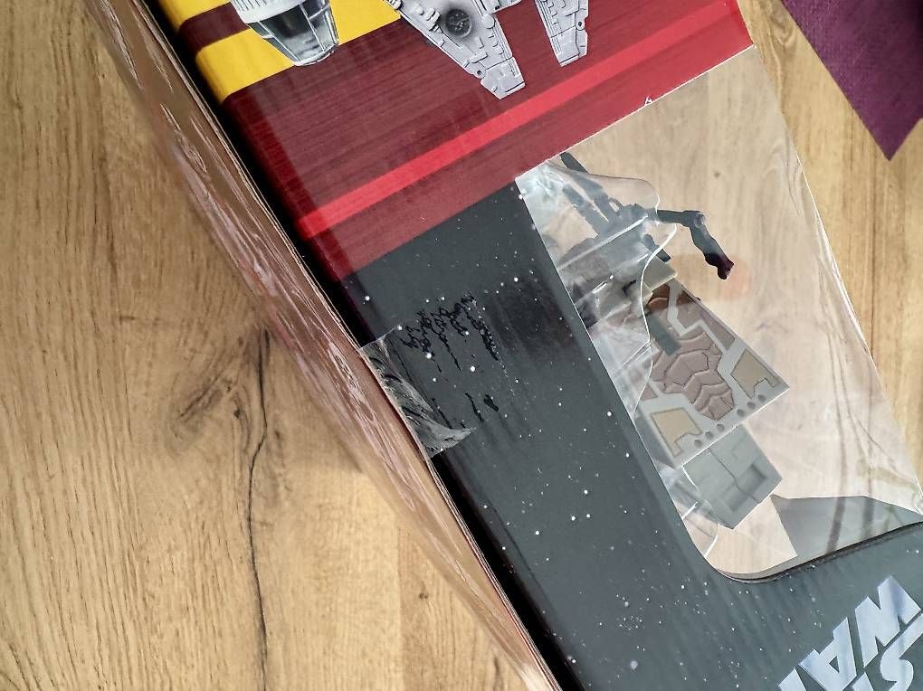 Giocattoli: Hasbro Star Wars Transformers Millenium Falcon neu – Nuovo e nell'imballaggio originale da Unterengstringen venduto da Y100 2