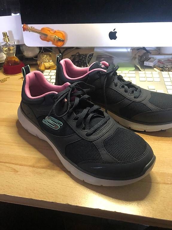 Scarpe da donna: baskets bases Skechers – Nuovo e nell'imballaggio originale da Le Vaud venduto da mla_88hm