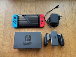 Nintendo Switch Konsole / *guter Zustand