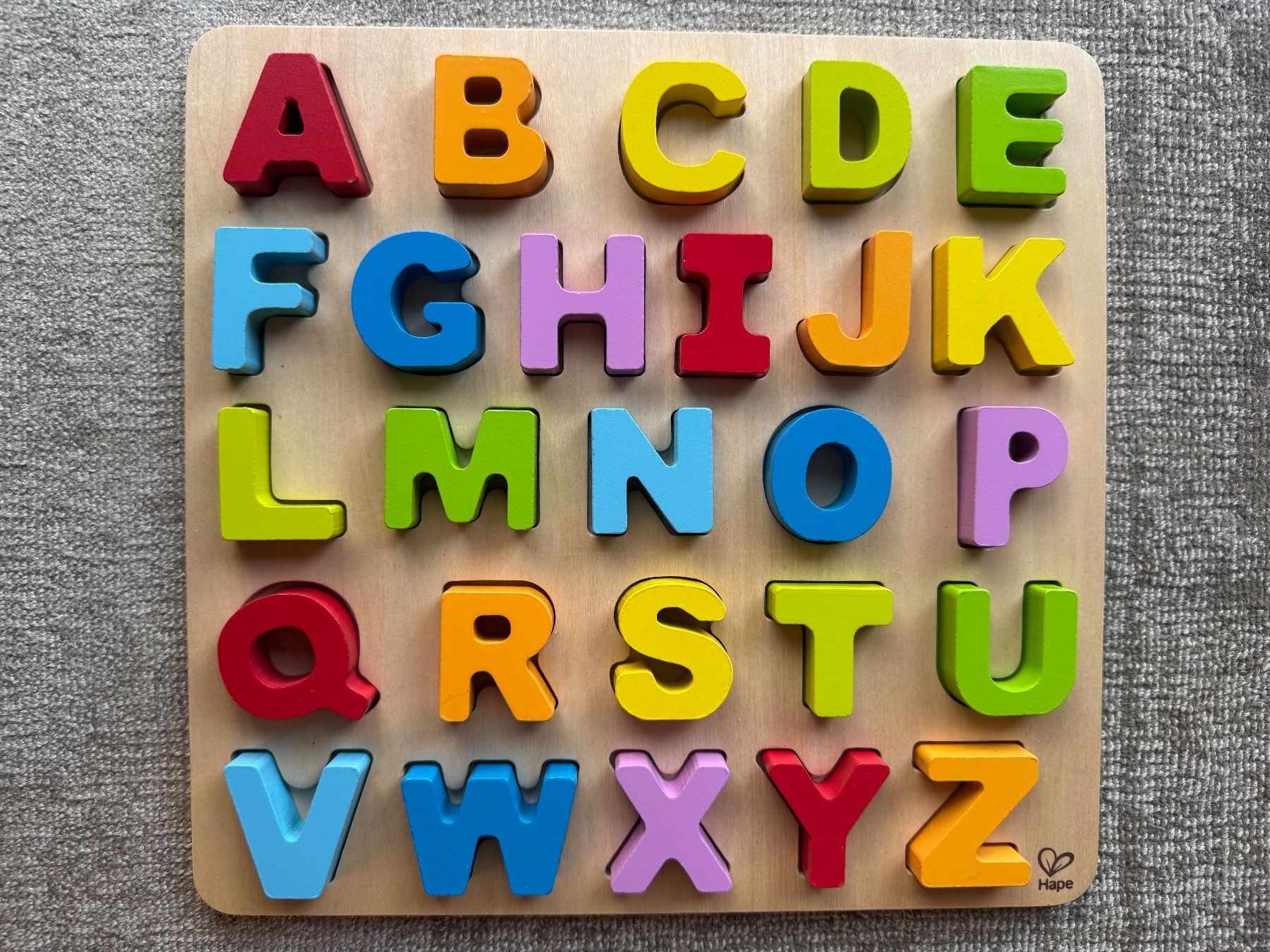 Hape Puzzle: Buchstaben Puzzle - HAPE – Usato da Aarau venduto da Kilauea