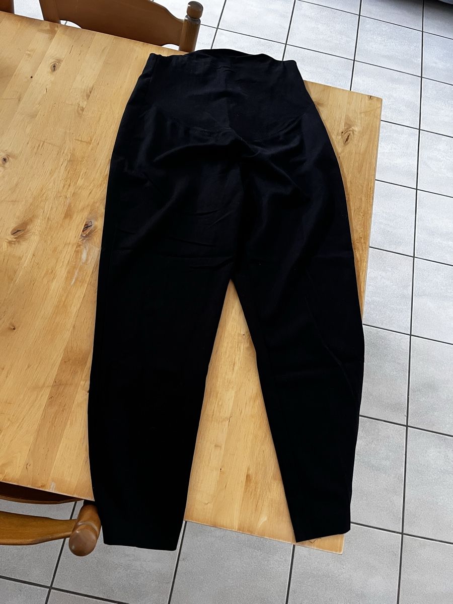 H&M Pantaloni: Umstands-Hose – Usato da Dietwil venduto da gislerrahel