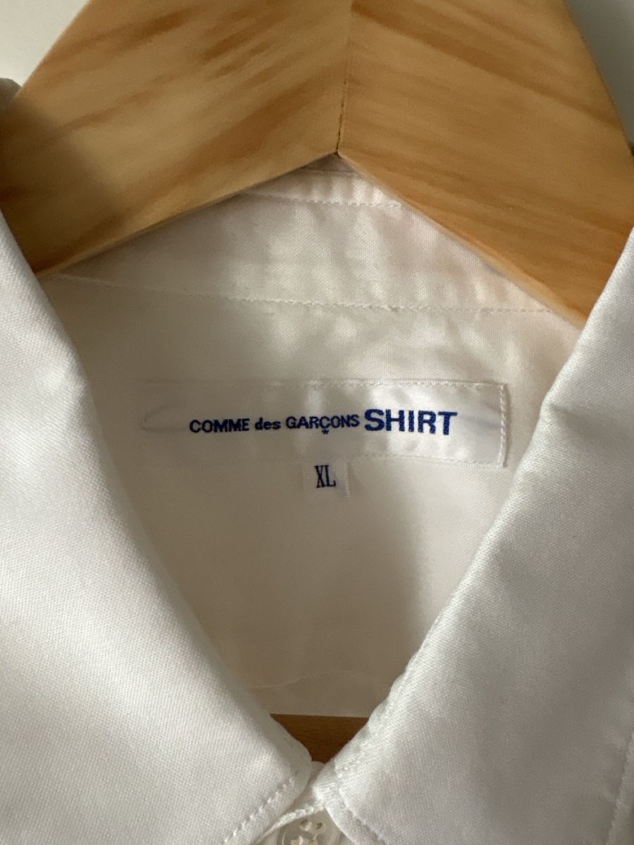 Chemises: Comme des Garcons Shirt – Neuf (Voir description) à Zürich par pau_d5s8 1