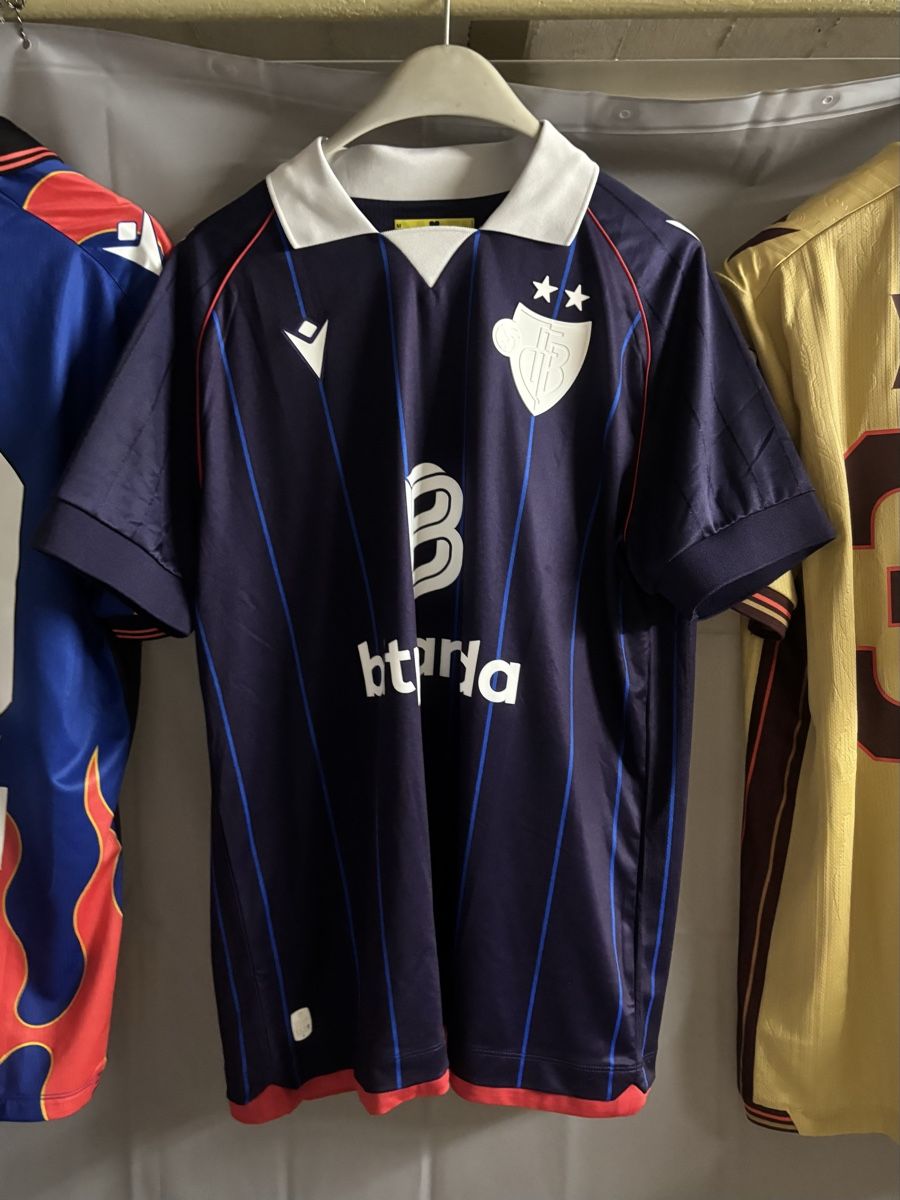 Canottiere & Pantaloni: FC BASEL 3. TRIKOT Sow #10 – Nuovo (secondo la descrizione) da Basel venduto da kleinerprinz 1