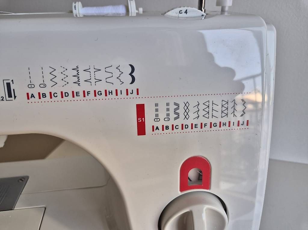 Machines à coudre: Machine à coudre – D'occasion à Genève par Thefirstseller 1