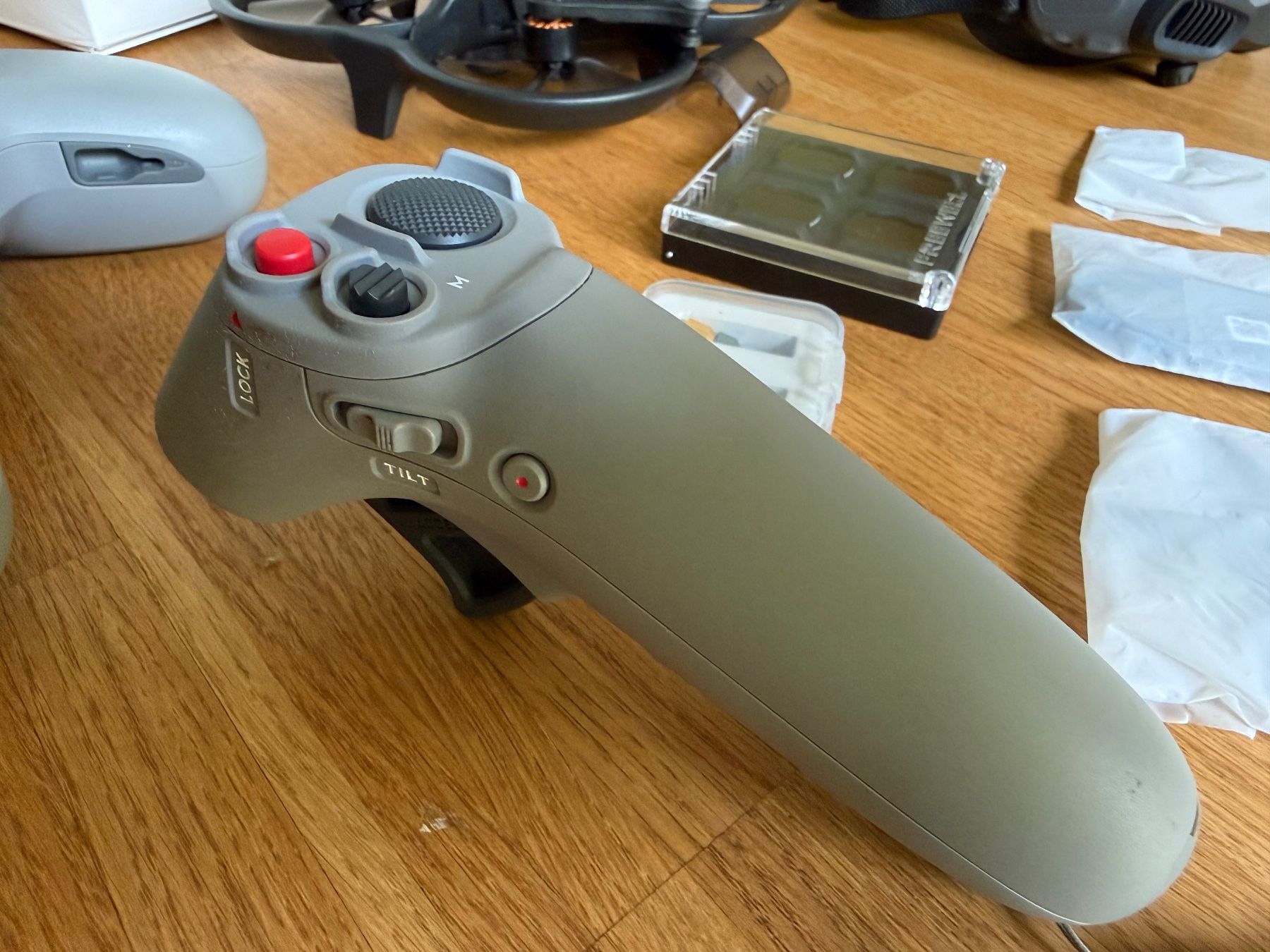DJI RC Modellbau: DJI Avata + Fly More Pack + Remote Controller 2 + Bag + .. – Gebraucht aus Zürich von knator 5