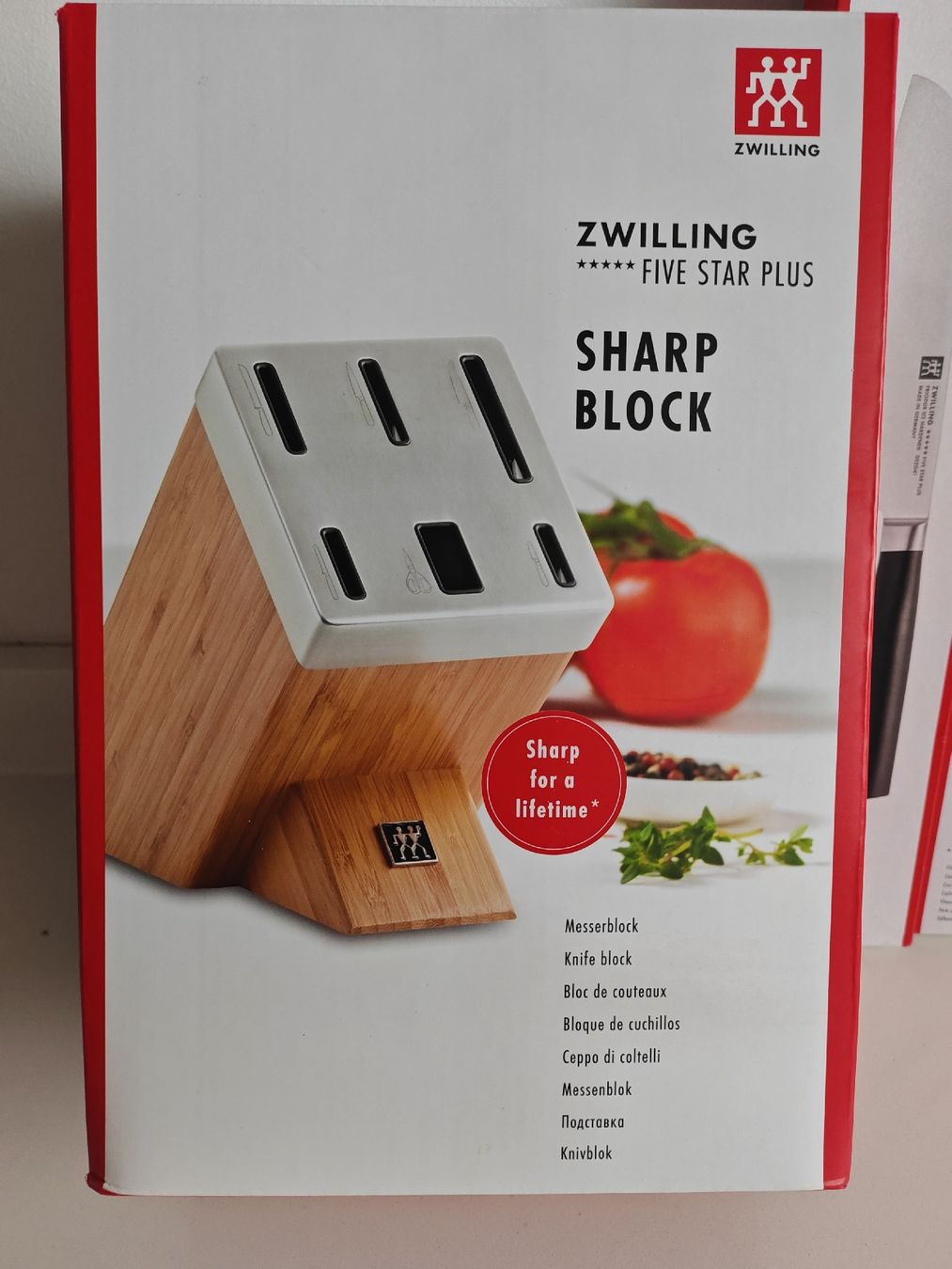 Zwilling Coltelli: Zwilling Knife Set - 5 knives + scissors - NEW – Nuovo (secondo la descrizione) da Schindellegi venduto da Deladelsen 1