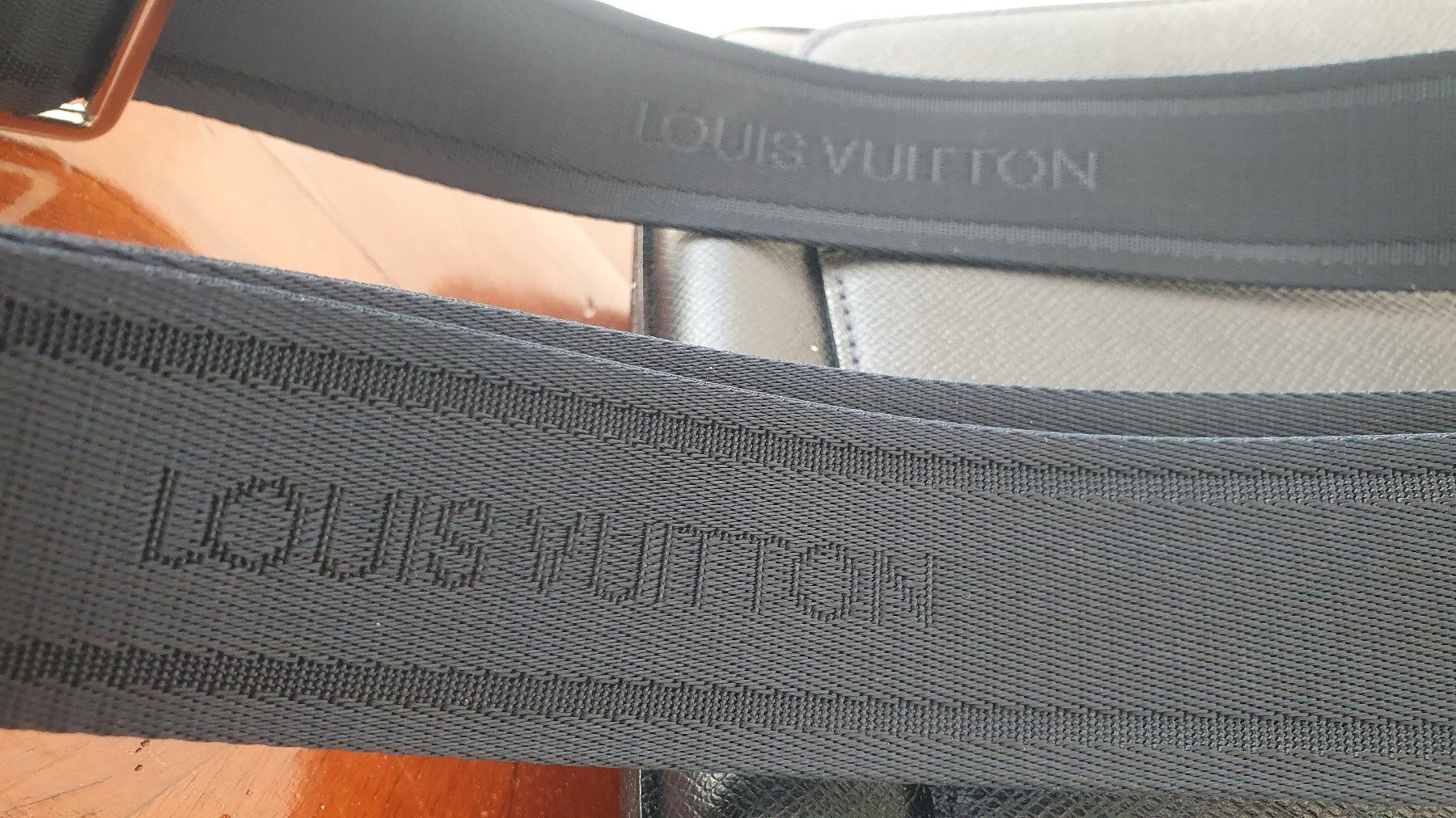 Louis Vuitton Sacs: Sac Louis Vuitton Messenger – D'occasion à Servion par meno999 4