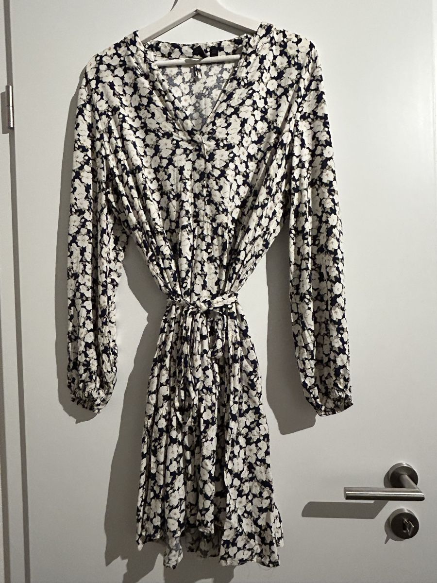 Vero Moda Vestiti: Sommerkleid – Nuovo (secondo la descrizione) da Pratteln venduto da sheila.sutter 1