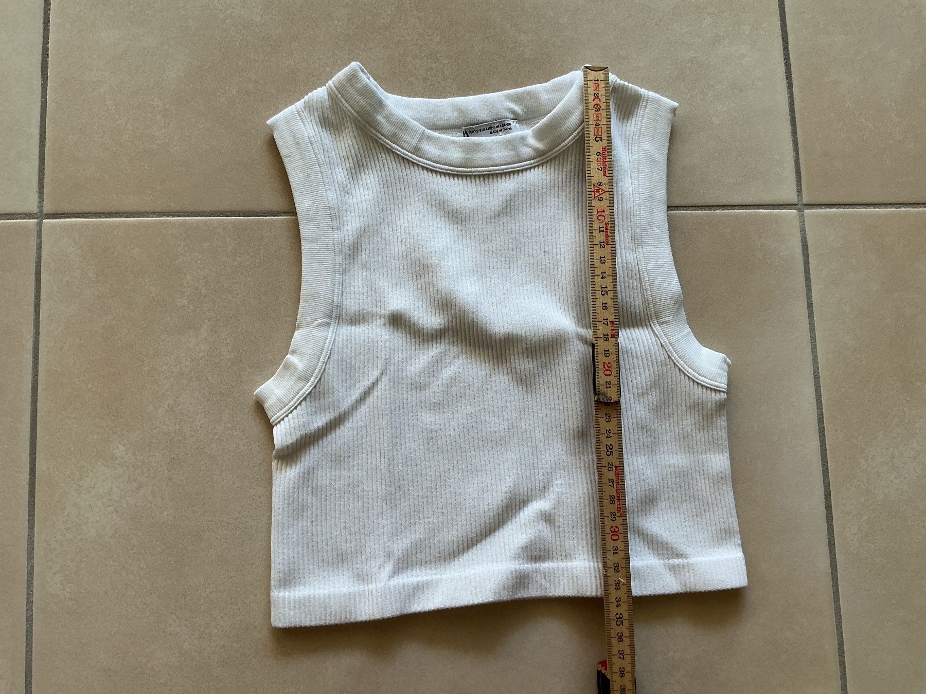 Zara Top: Damen Tanktop weiss Grösse XS – Usato da Frauenfeld venduto da Stehojen 2