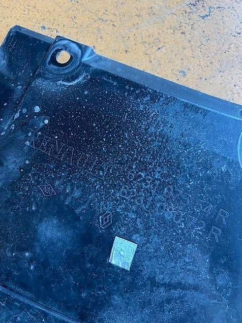 Tutti pezzi di ricambio auto: Calandre grille radiateur DACIA SANDERO – Usato da Fenil-sur-Corsier venduto da hooger.booger 3