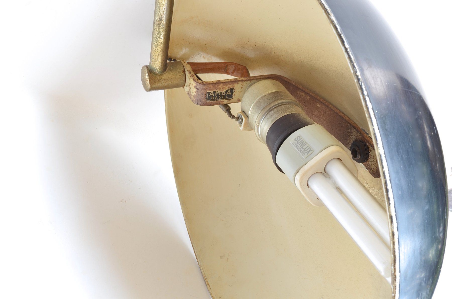 Amba Lampade: Bauhaus AMBA Original-Tischleuchte, um 1930. – Usato da Meilen venduto da glenbeigh 5