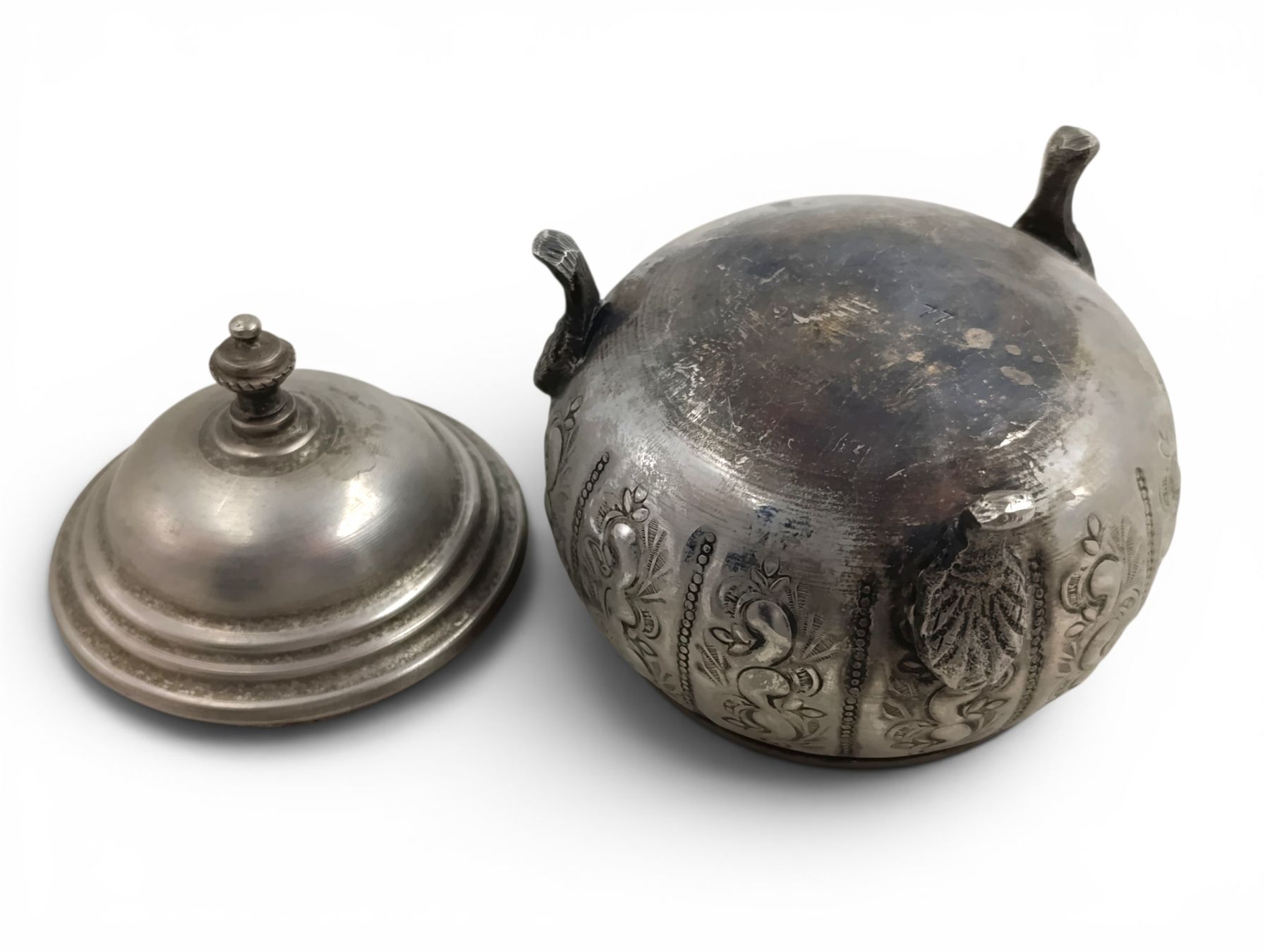 Vasi & Recipienti: Altes Deckelgefäß / Schmuckdose  – Usato da Hochfelden venduto da Historium 1