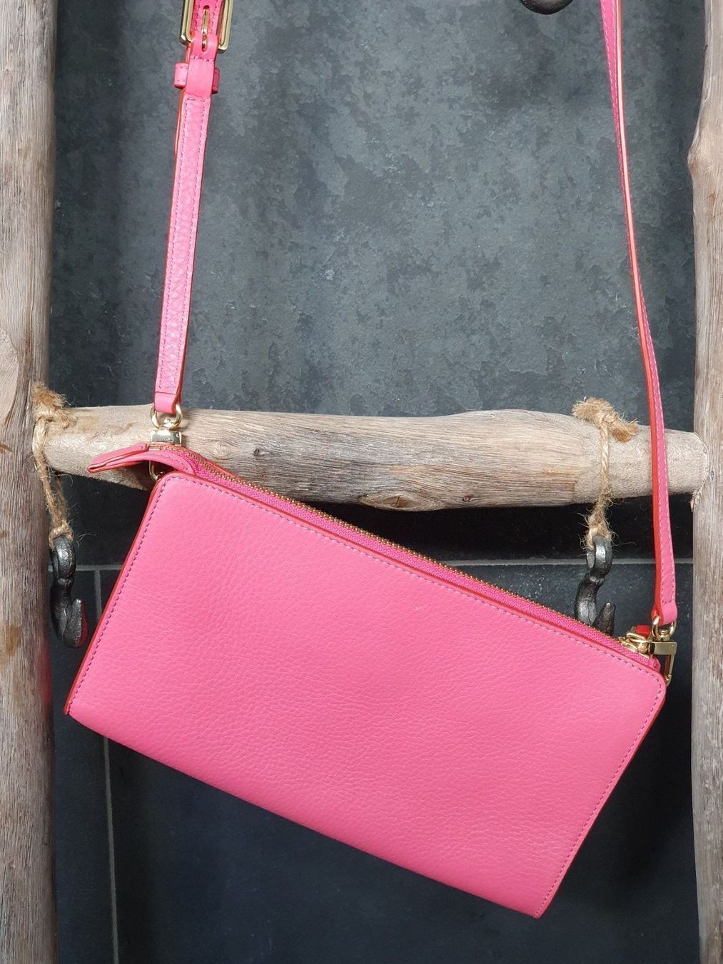 Tory Burch Taschen für Damen: Umhängetasche von Tory Burch – Neu (gemäss Beschreibung) aus Küsnacht ZH von ch_schweiz 1