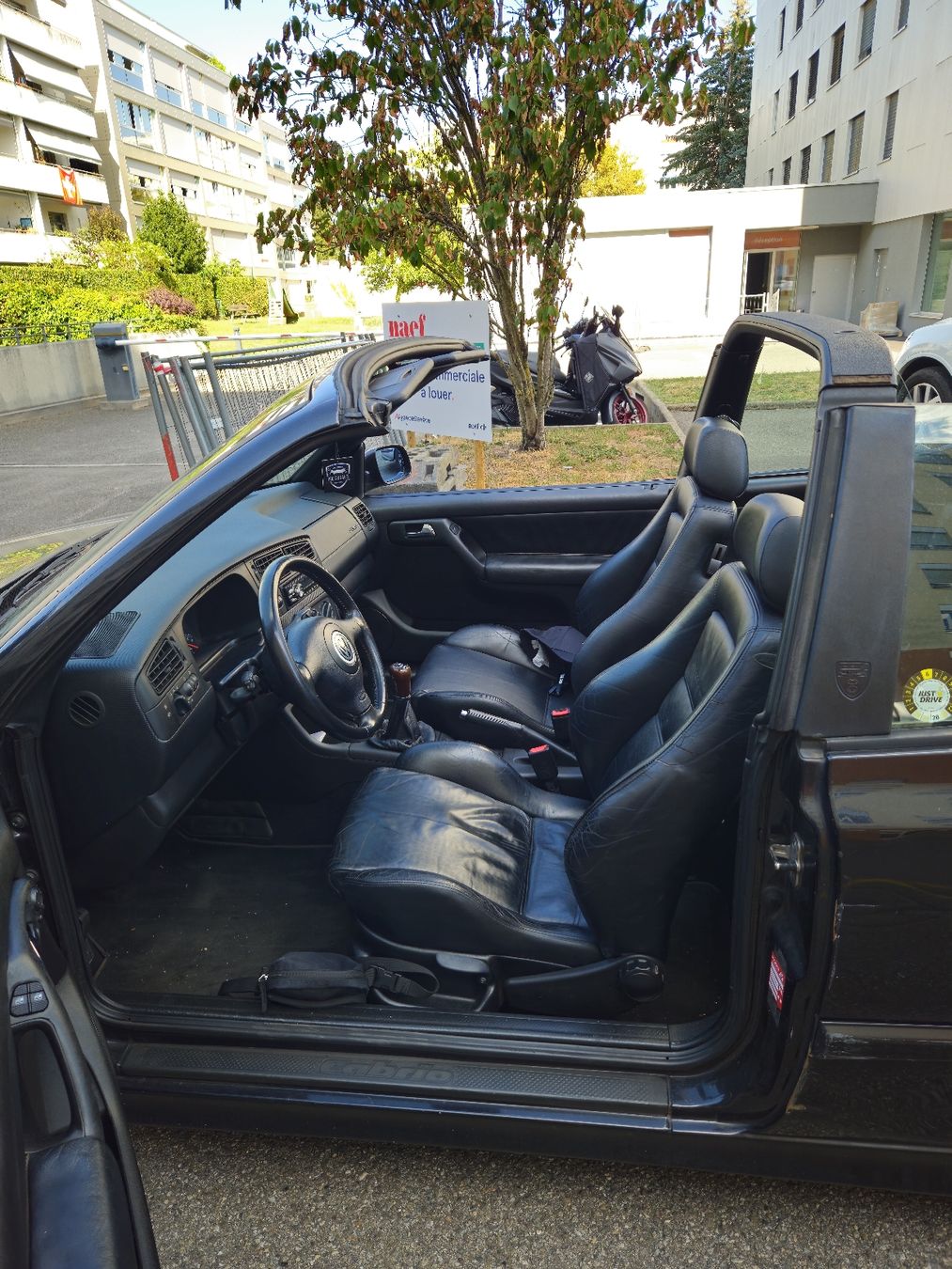 VW Automobili: vw golf cabriolet  – Usato da Versoix venduto da pol_7pnl 5