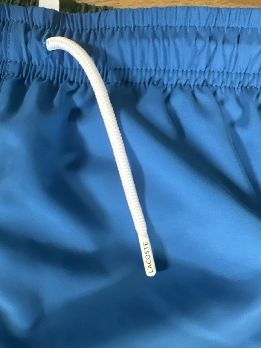 Lacoste Badehosen: Maillot de bain Lacoste bleu taille 12 152cm – Neu (gemäss Beschreibung) aus Commugny von rus_my8v 3