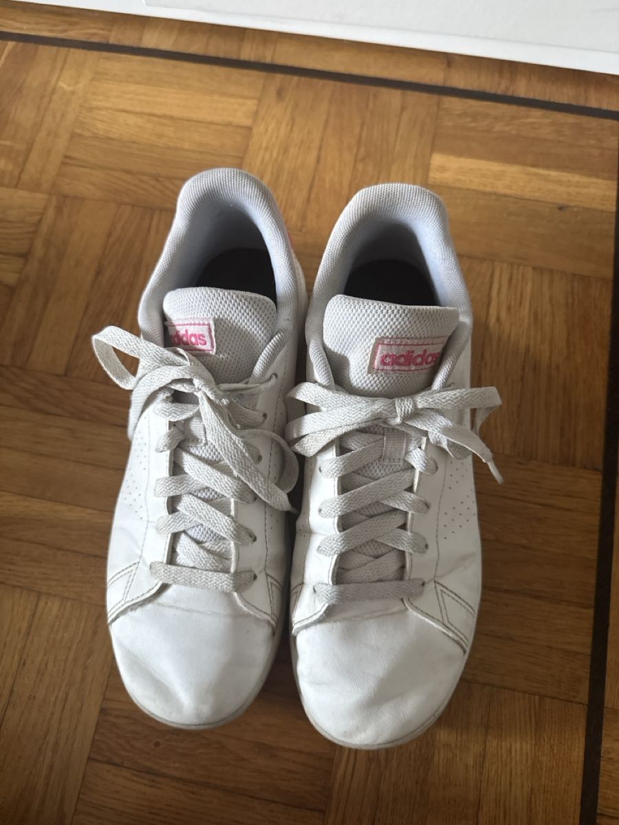 Scarpe da donna: Basket Adidas  – Usato da Cartigny venduto da Kelly.11
