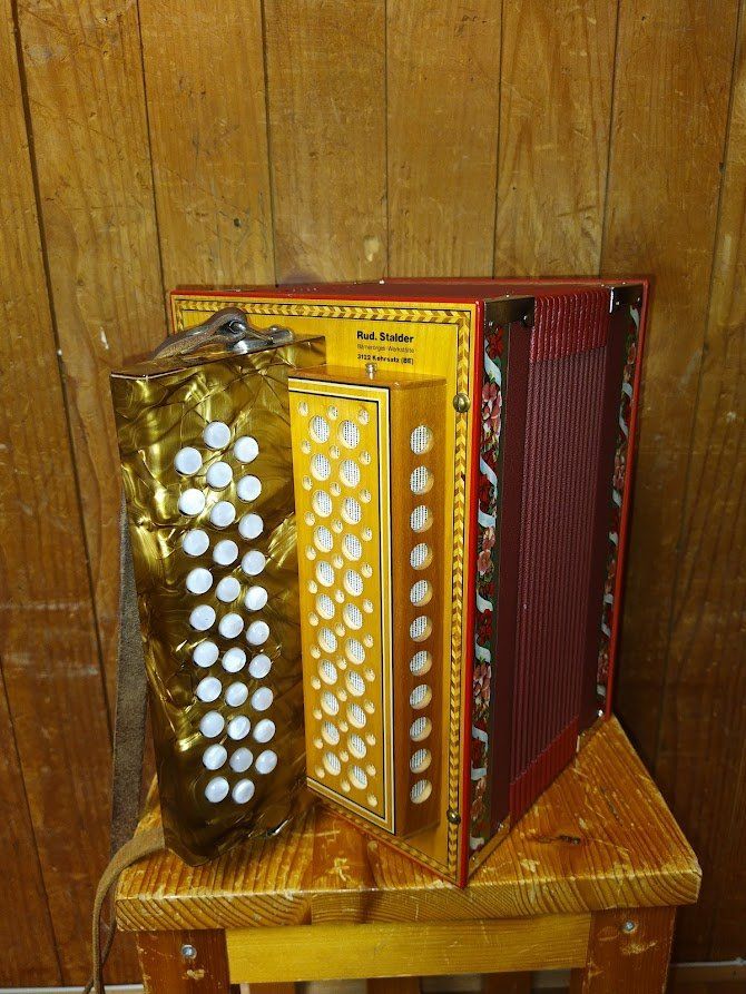 Strumenti musicali: Schwyzerörgeli Stalder Ton B – Usato da Walkringen venduto da petro06 1