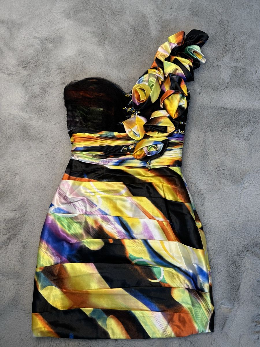 Vestiti: Kleid – Nuovo (secondo la descrizione) da Emmenbrücke venduto da sa.ra