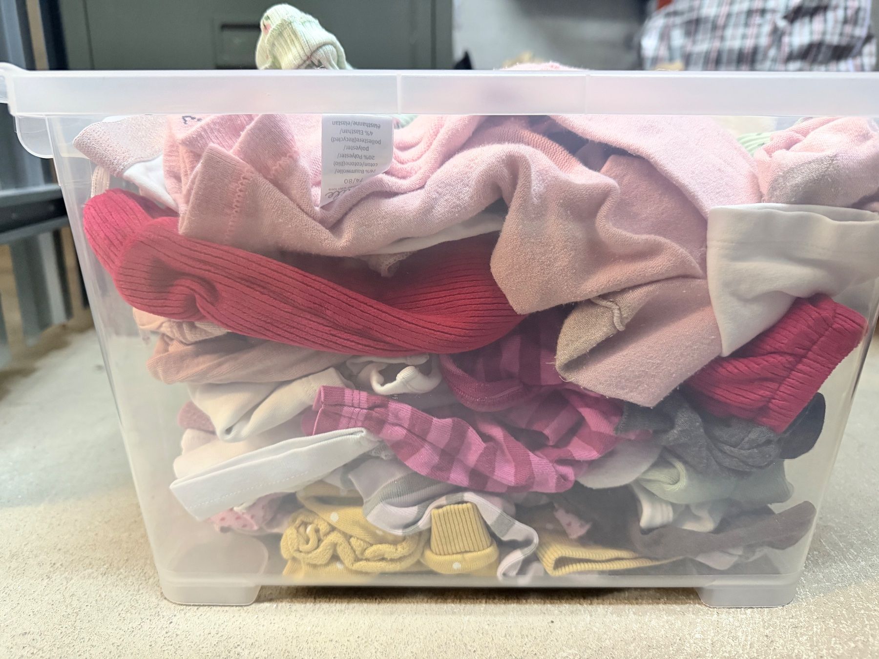 Kleiderpakete & -sets: Kleiderpacket Mädchen – Neu (gemäss Beschreibung) aus Regensdorf von fid_9fzh