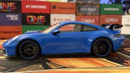 Porsche 911 GT3 blau  1:18
