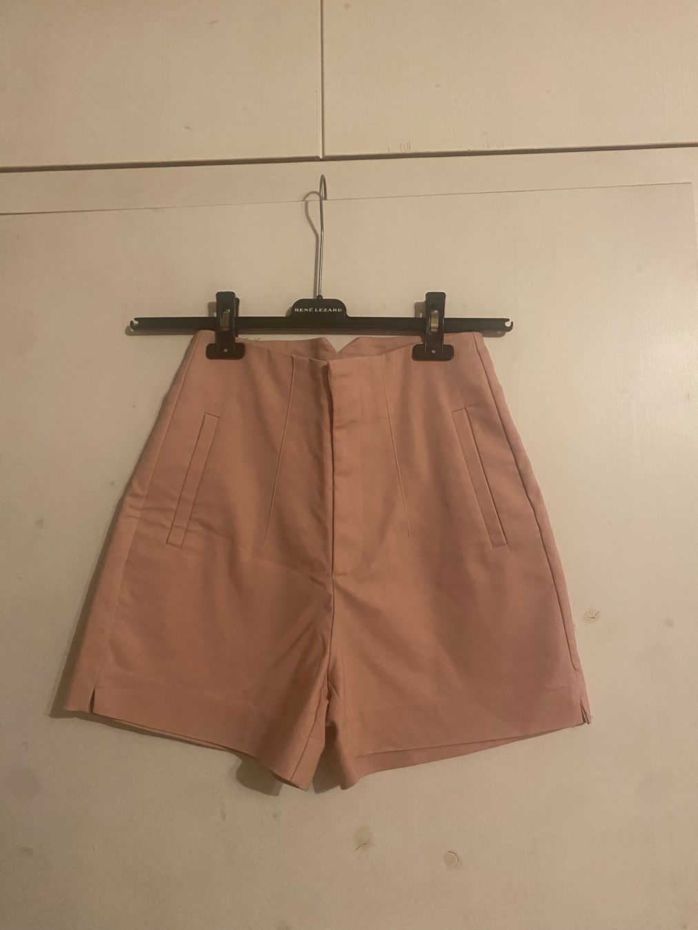 Stradivarius Hosen: Shorts – Gebraucht aus Menznau von cle_j2js