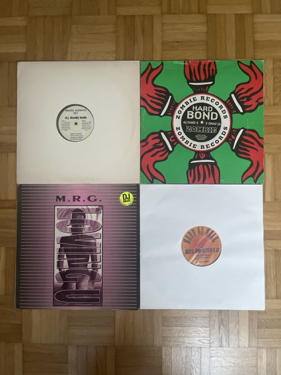 Dischi in vinile: 10(11)er Hardcore / Gabber Vinyl-Set – Usato da Wangen b. Olten venduto da break72 3