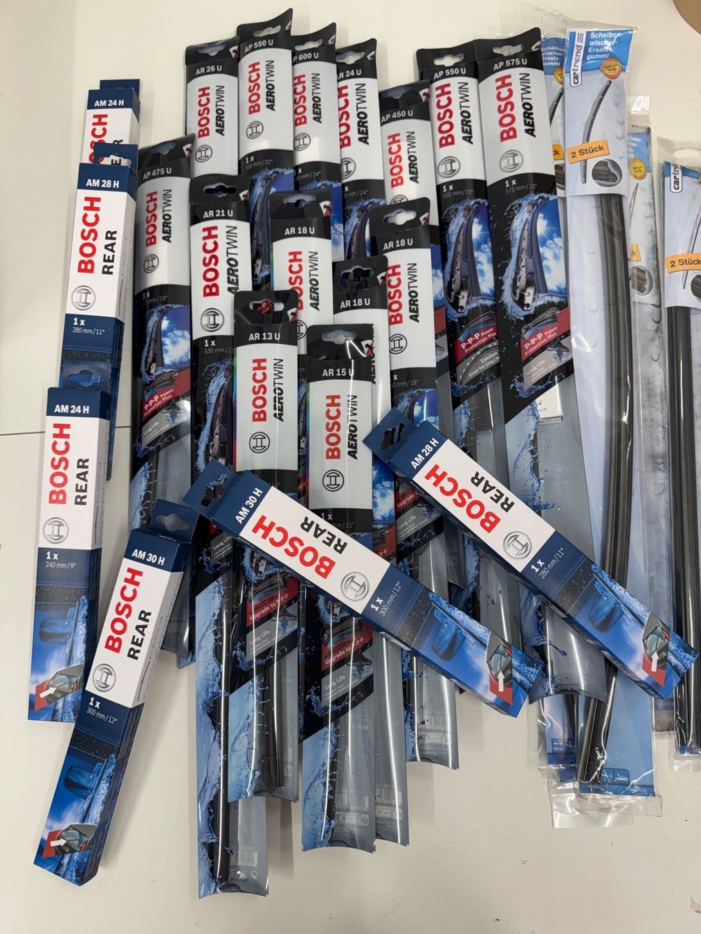 Bosch Toutes les pièces auto: RESTPOSTEN BOSCH Scheibenwischer 20 Stk. – Neuf avec emballage d'origine à Oensingen par Liquidations-Shop