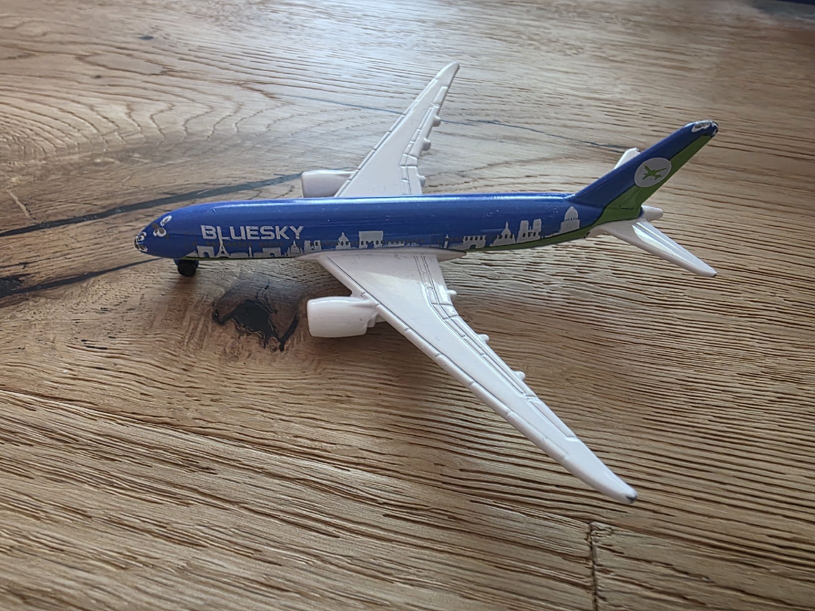 Giocattoli: Marklin Flughafen mit Flugzeug – Usato da Toffen venduto da ver_x68f 7