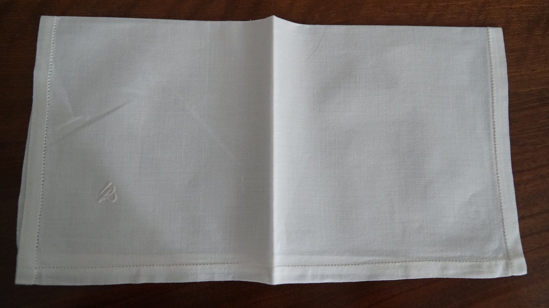 Sonstige Kleidung & Accessoires: Taschentücher 27x26.5cm.  Monogramm – Neu (gemäss Beschreibung) aus Bern von Antikbatik 2