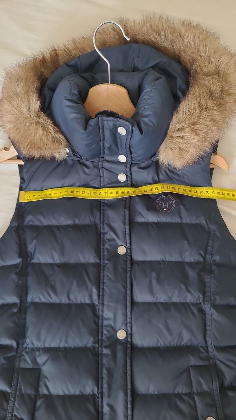 Tommy Hilfiger Gilet & Giacche senza maniche: Tommy Hilfiger Weste – Nuovo (secondo la descrizione) da Buchs SG venduto da mar_pfp5 5